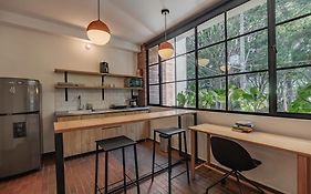 The Somos Flats Laureles